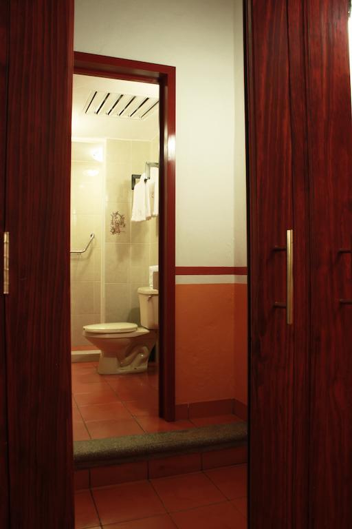 De La Paz Hotel 3*